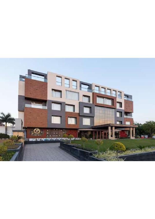 Hotel Shivay President Ujjain Bagian luar foto