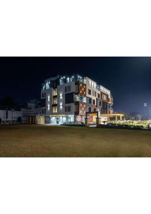 Hotel Shivay President Ujjain Bagian luar foto